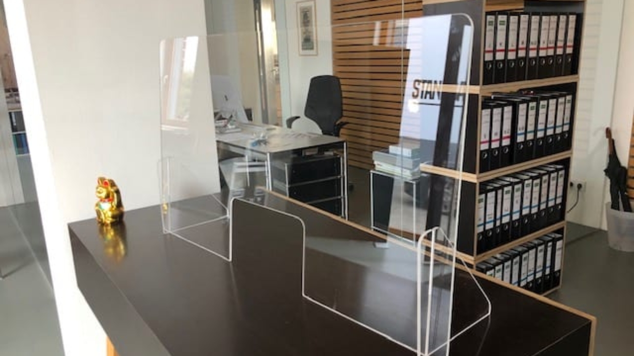 Plexiglas