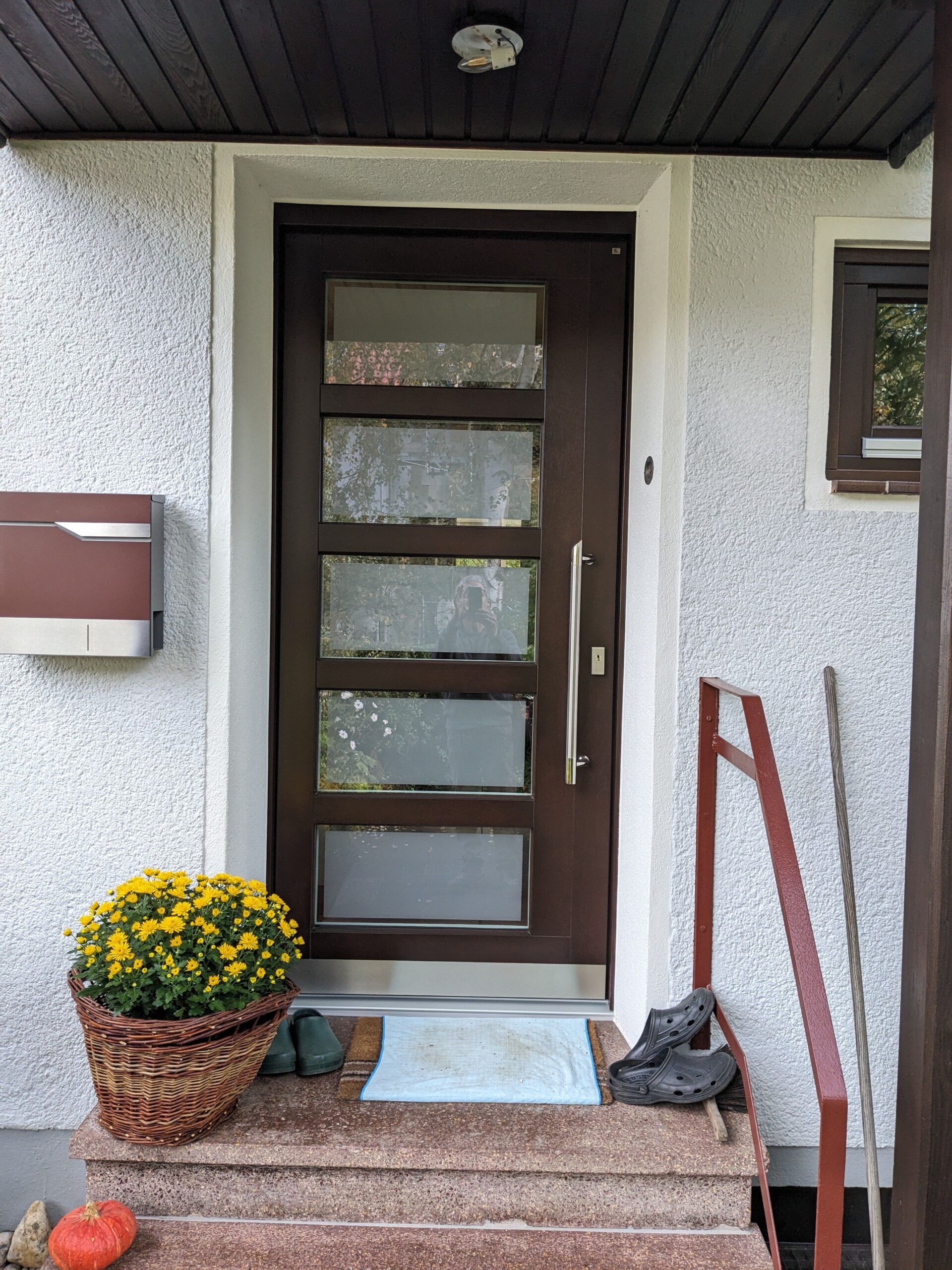 Mehr Wärme, mehr Sicherheit, mehr Licht – unsere neue Aluminium-Haustür