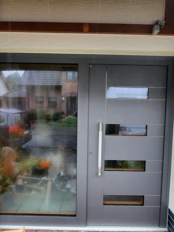 Von der Reparatur zur Modernisierung: Holz-Alu-Haustür und Fenster