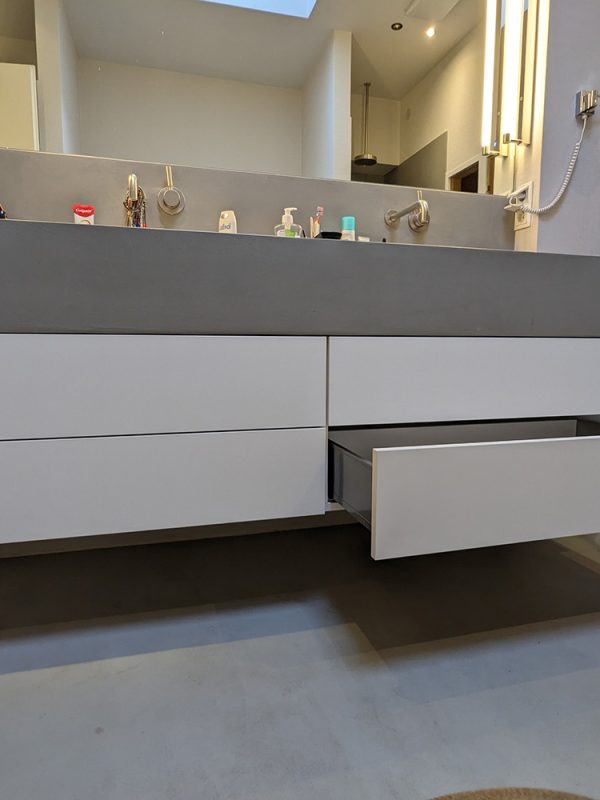 fertiger Waschtischunterschrank Schublade frontal