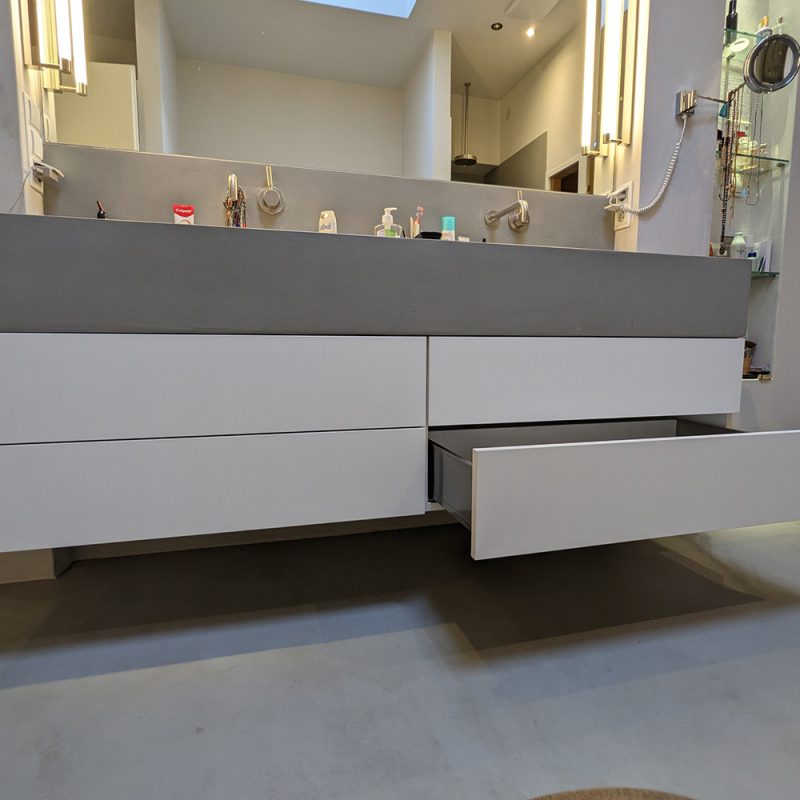 fertiger Waschtischunterschrank Schublade frontal