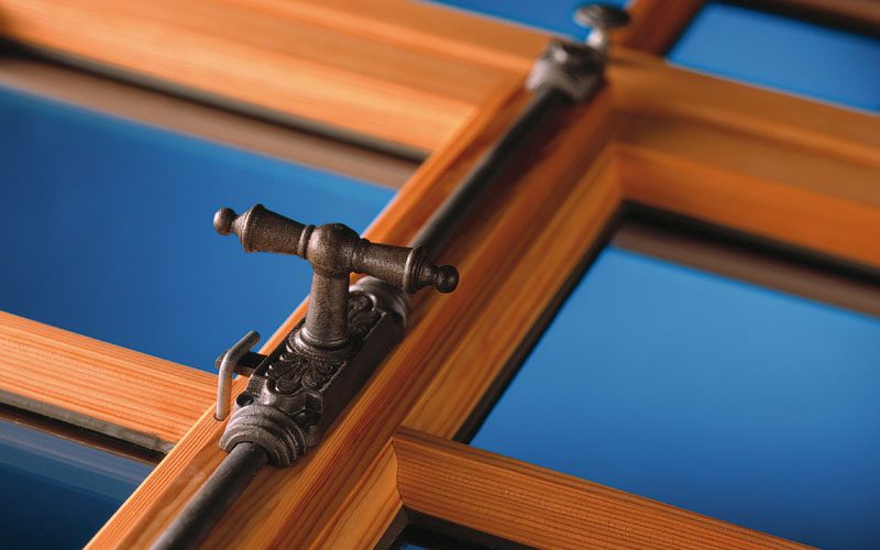 PaX_F_Closeup_Griff_Gusseisen