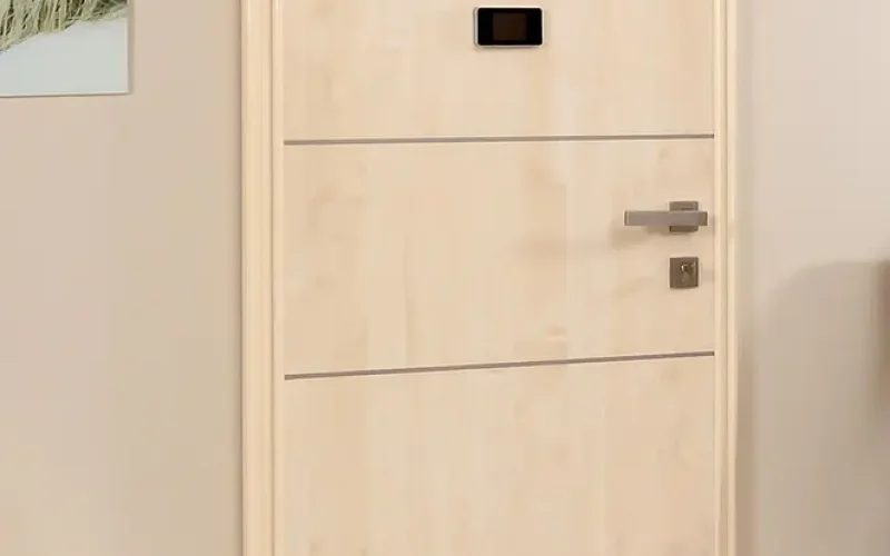 Wohnungseingangstr06